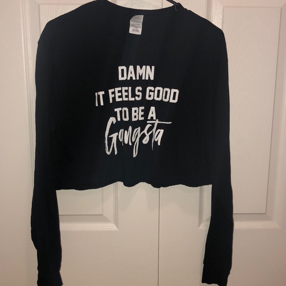 Black crop top - Picture 1 of 3